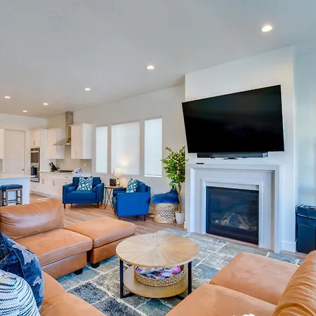 Pet-Friendly Utah Abode - Fireplace, Patio And Grill